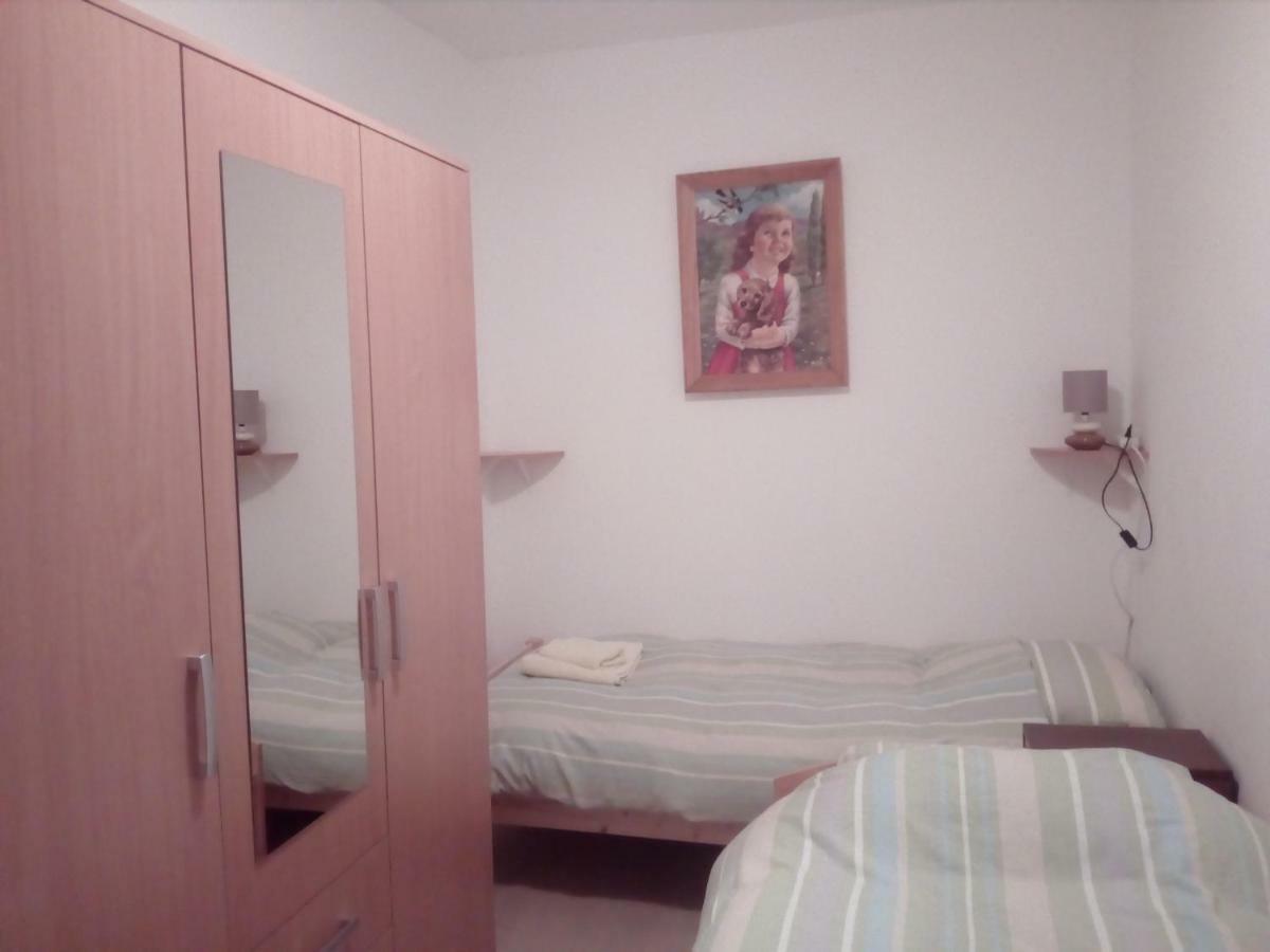 Apartment Trsina Rakalj Buitenkant foto